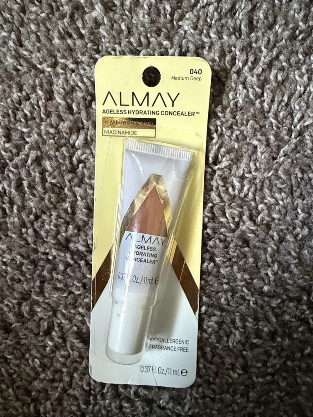 Almay hydrating concealer